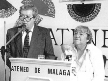 Centenario Gloria Fuertes | 1917-1998 | #gloriafuertes100 | El balcón de Gloria Fuertes | 25/10/2017 | A la juventud