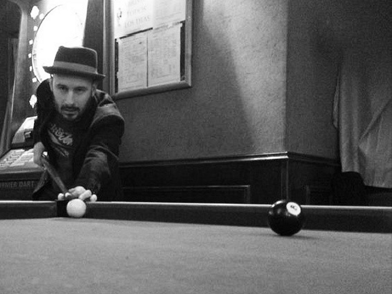 Pablo Cortina | Poeta, slammer y profesor de música