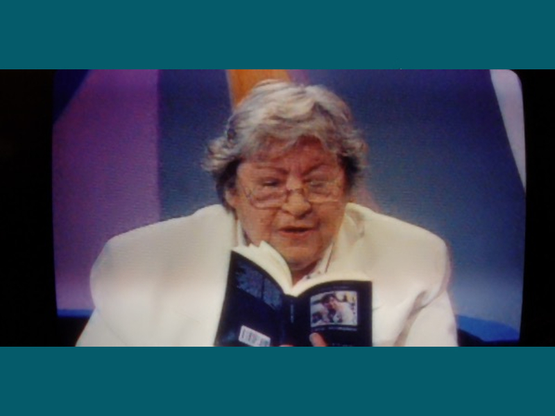 Centenario Gloria Fuertes | 1917-1998 | #gloriafuertes100 | El balcón de Gloria Fuertes | 03/05/2017 |  'Bombero de guardia'