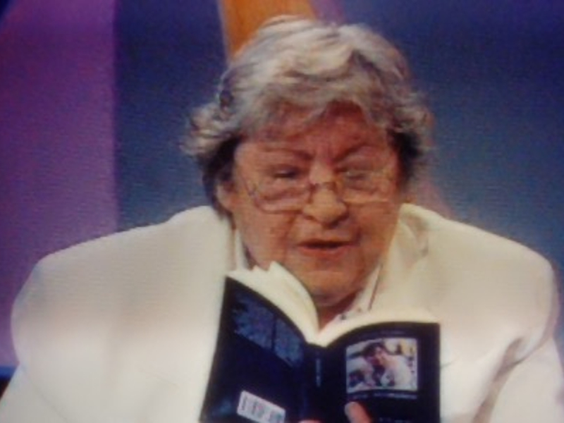 Centenario Gloria Fuertes | 1917-1998 | #gloriafuertes100 | El balcón de Gloria Fuertes | 14/06/2017 | Chiste