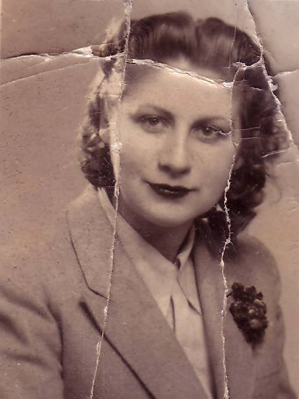 Gloria Fuertes | Poeta y escritora | Madrid, 1917-1998 | Principios de los años 40