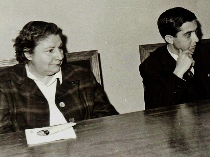 Centenario Gloria Fuertes | 1917-1998 | #gloriafuertes100 | El balcón de Gloria Fuertes | 14/09/2017 | Hay pocas